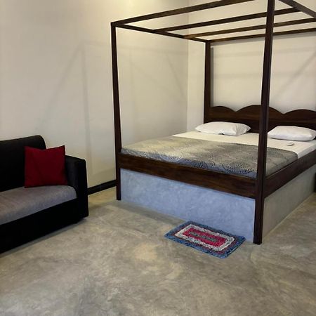 Moxy Bay Arugambay Hotell Arugam Kudah Eksteriør bilde